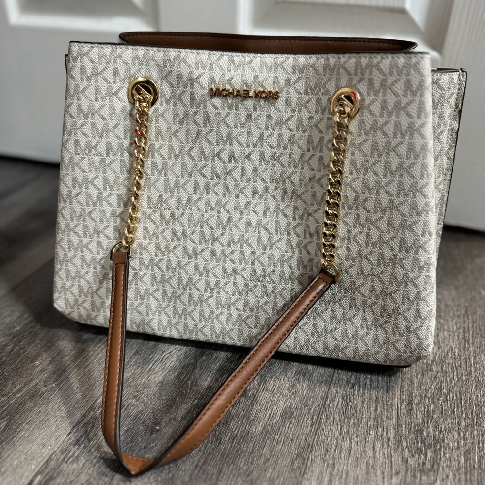 Micheal Kors